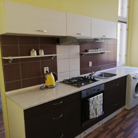 Imperia Appartement Karlsbad Buitenkant foto