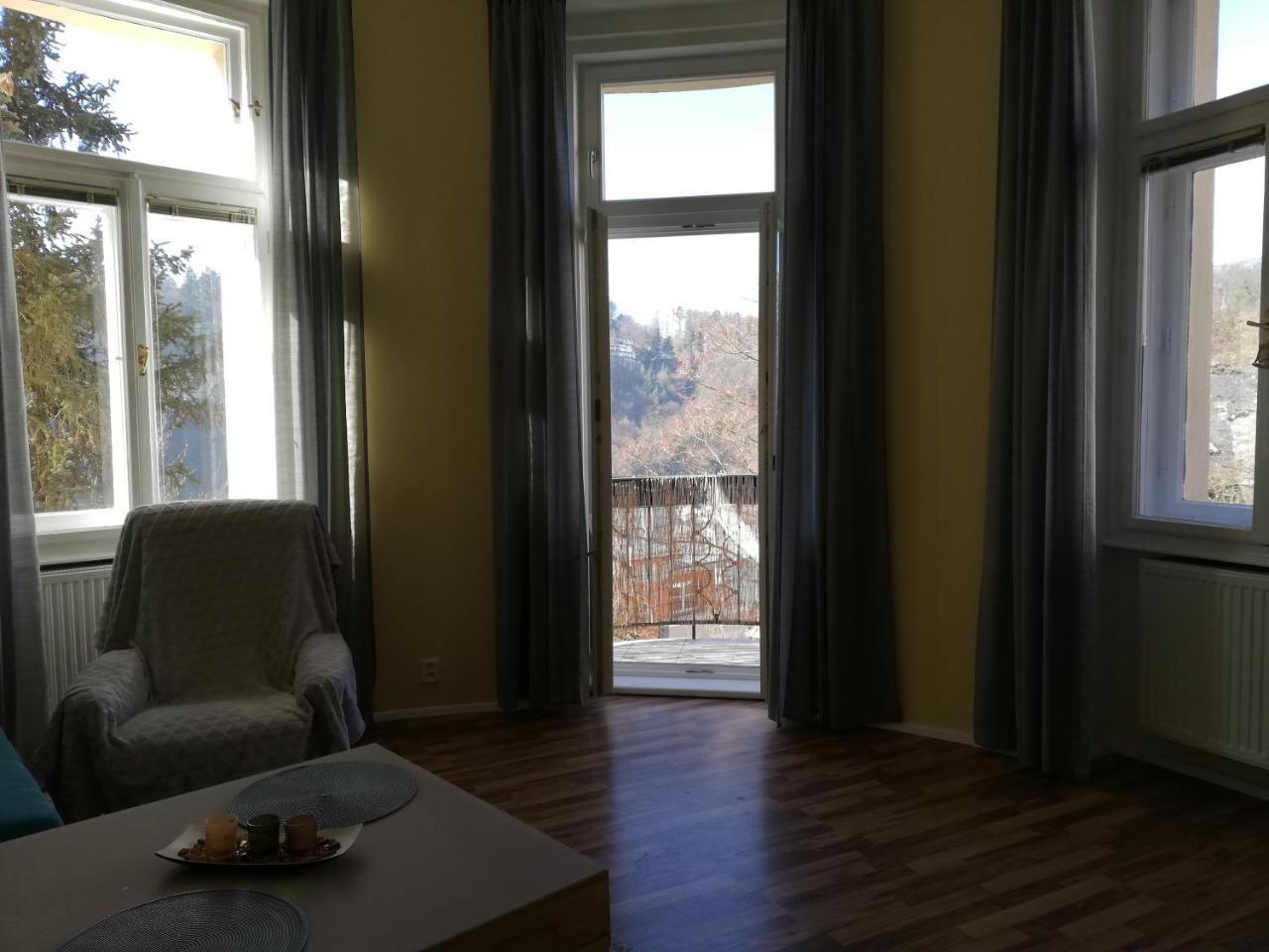 Imperia Appartement Karlsbad Buitenkant foto